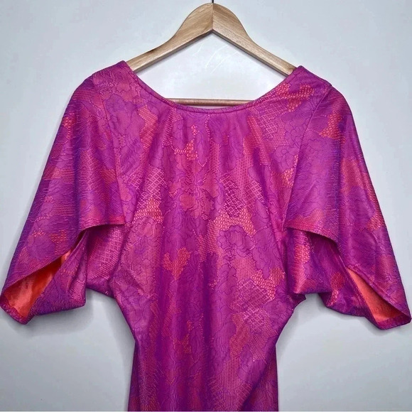 Rubber Ducky Productions Lace V-Back Dolman Sleeve Mini Dress Size Small - Picture 3 of 6